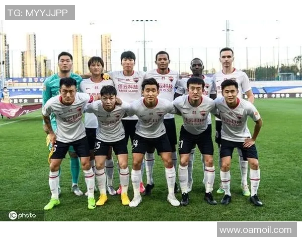 重庆篮球队阵地战革新探索新战术提升竞技水平的深度分析