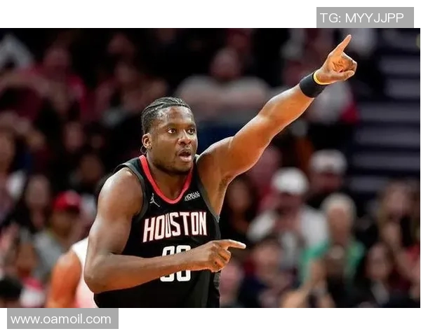 克林特卡佩拉：从角色球员到NBA明星的蜕变之路