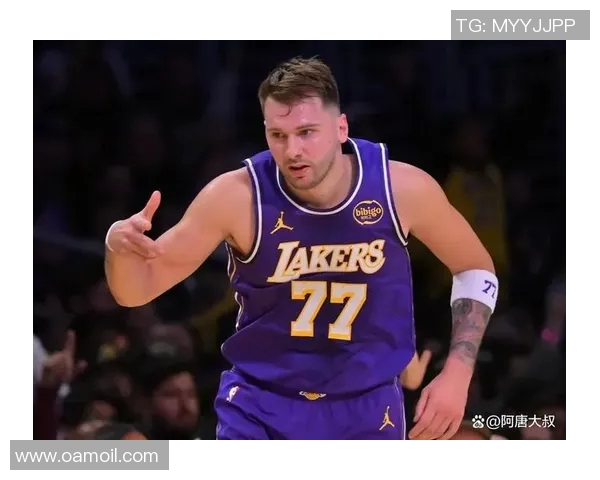 湖人对决爵士全场精彩回顾与赛后分析带你重温比赛亮点与精彩瞬间 湖人对决爵士全场精彩回顾与赛后分析带你重温比赛亮点与精彩瞬间