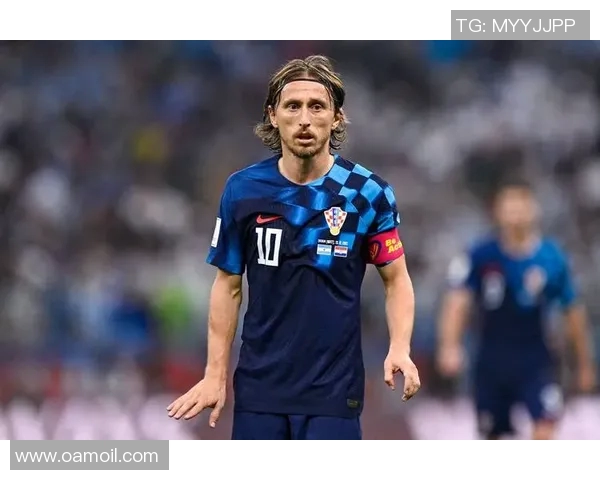 莫德里奇：足球场上的艺术家与战士如何引领球队走向辉煌