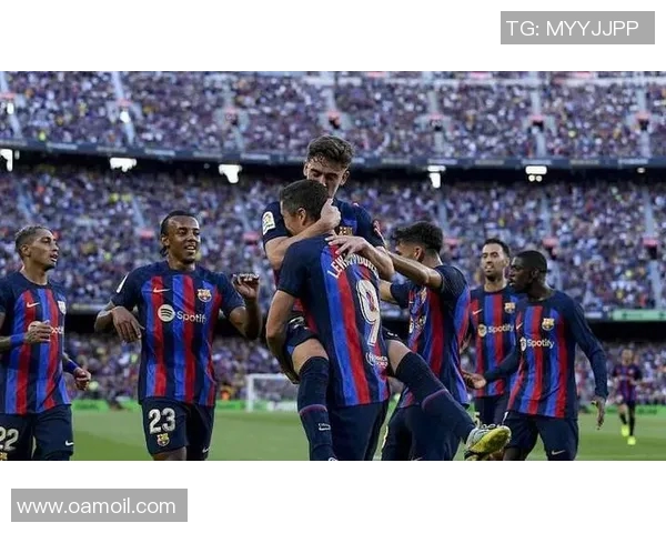 2013年巴萨与巴黎的巅峰对决回顾与精彩瞬间分析 2013年巴萨与巴黎的巅峰对决回顾与精彩瞬间分析